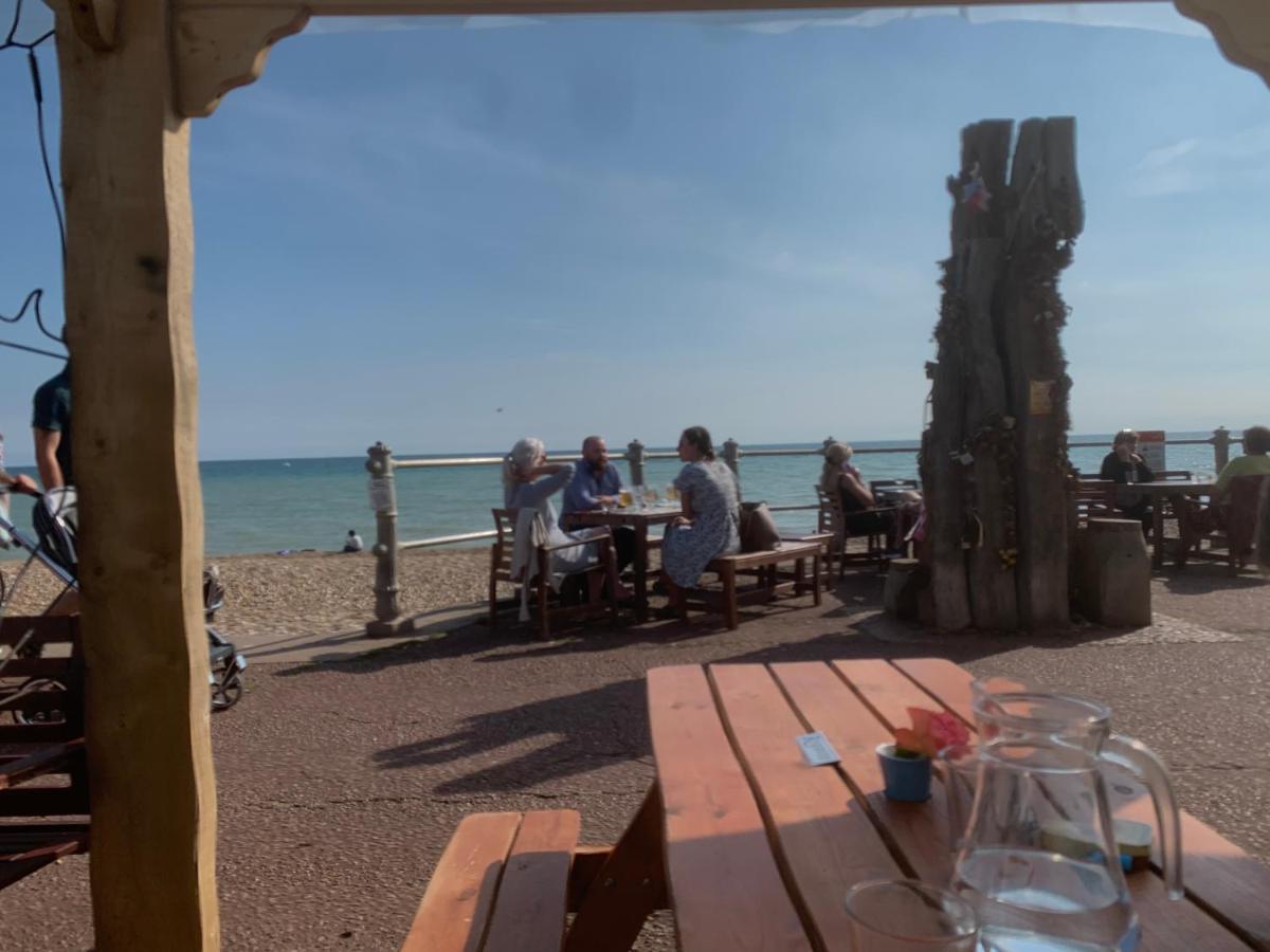 Bed For The Night, Close To Beach, Shops , Train St Leonards-on-Sea Zewnętrze zdjęcie
